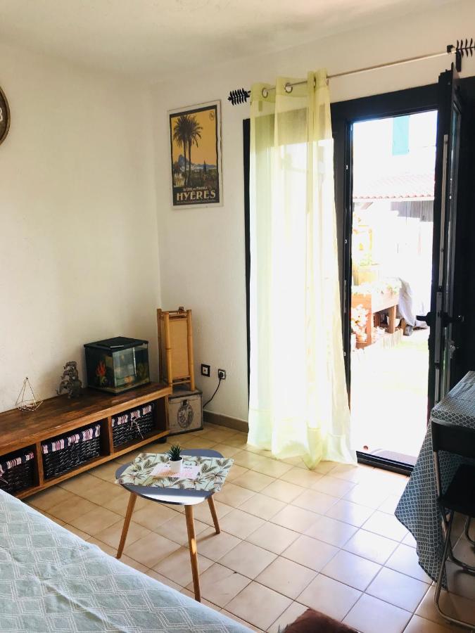 Petite Maison Les Vignes Le Pradet Extérieur photo