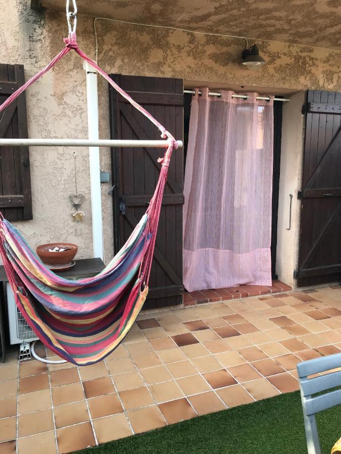Petite Maison Les Vignes Le Pradet Extérieur photo